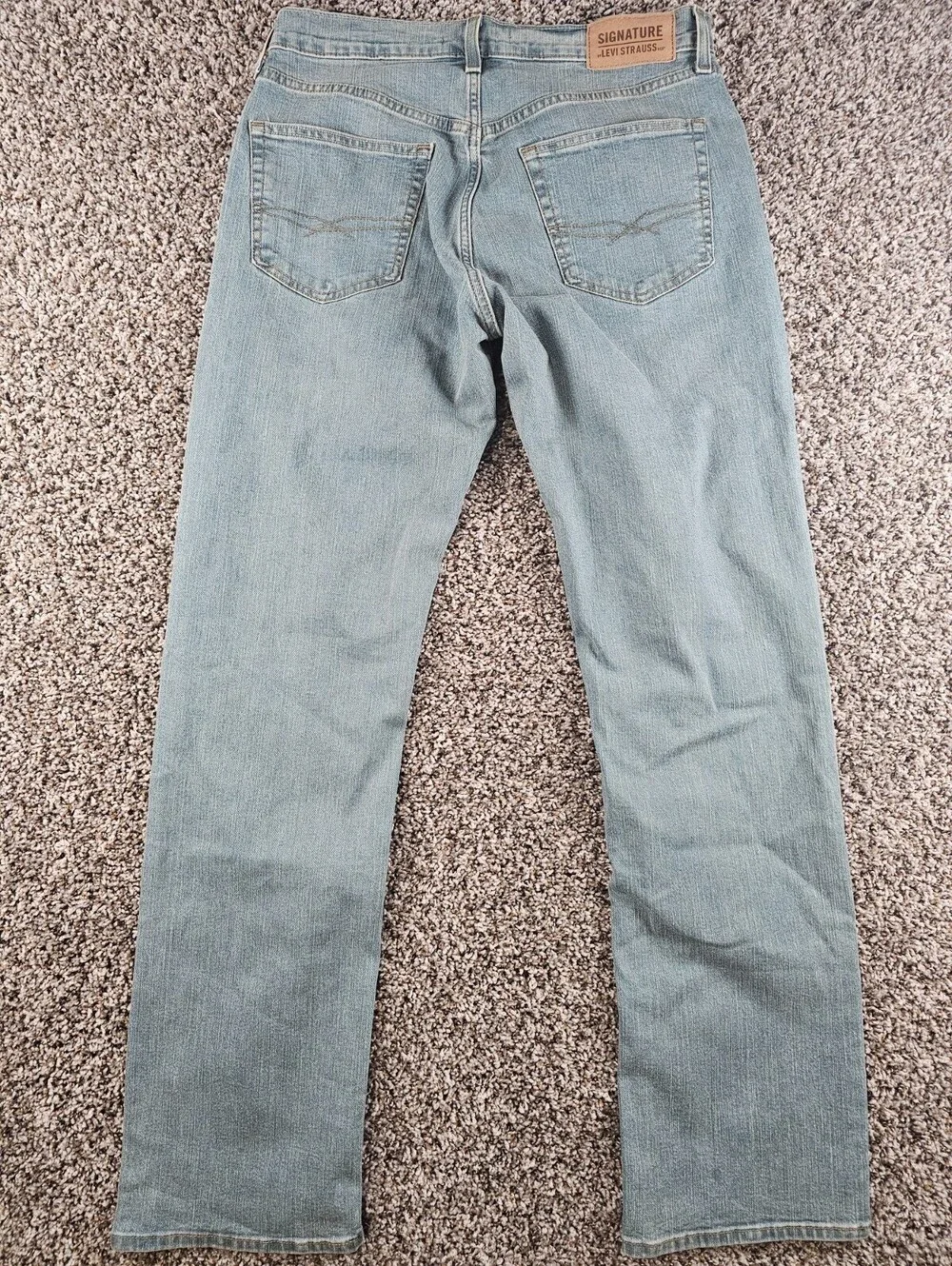 Levi Strauss Mens Sz 32x34 Relaxed Fit Straight Leg Blue Jeans Light Wash Denim
